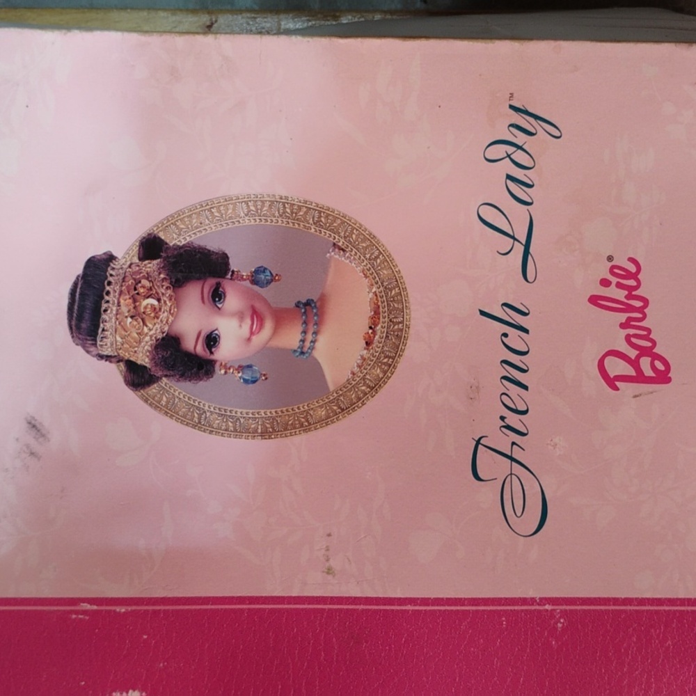 π Barbie 1990's DEADSTOCK DISTRESSED BOX - Picture 8 of 17